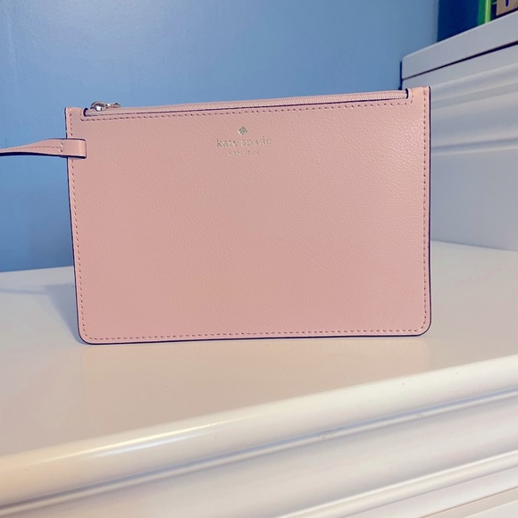 kate spade Handbags - Kate Spade ♠️ Removable wrist wallet - NWOT
